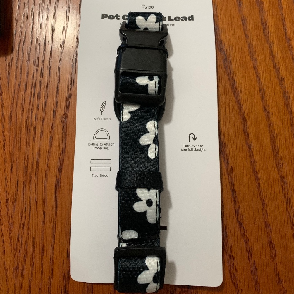 Dog leash collar
